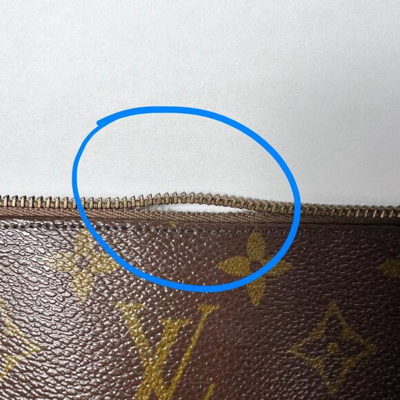 VTG LOUIS VUITTON Monogram Small Crossbody Bag - Picture 12 of 14